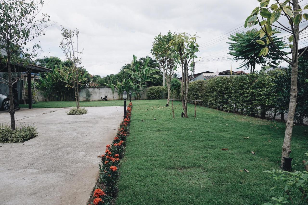 Tha Ma-O Bouteak Homestay - Self Check-In Lampang Ngoại thất bức ảnh