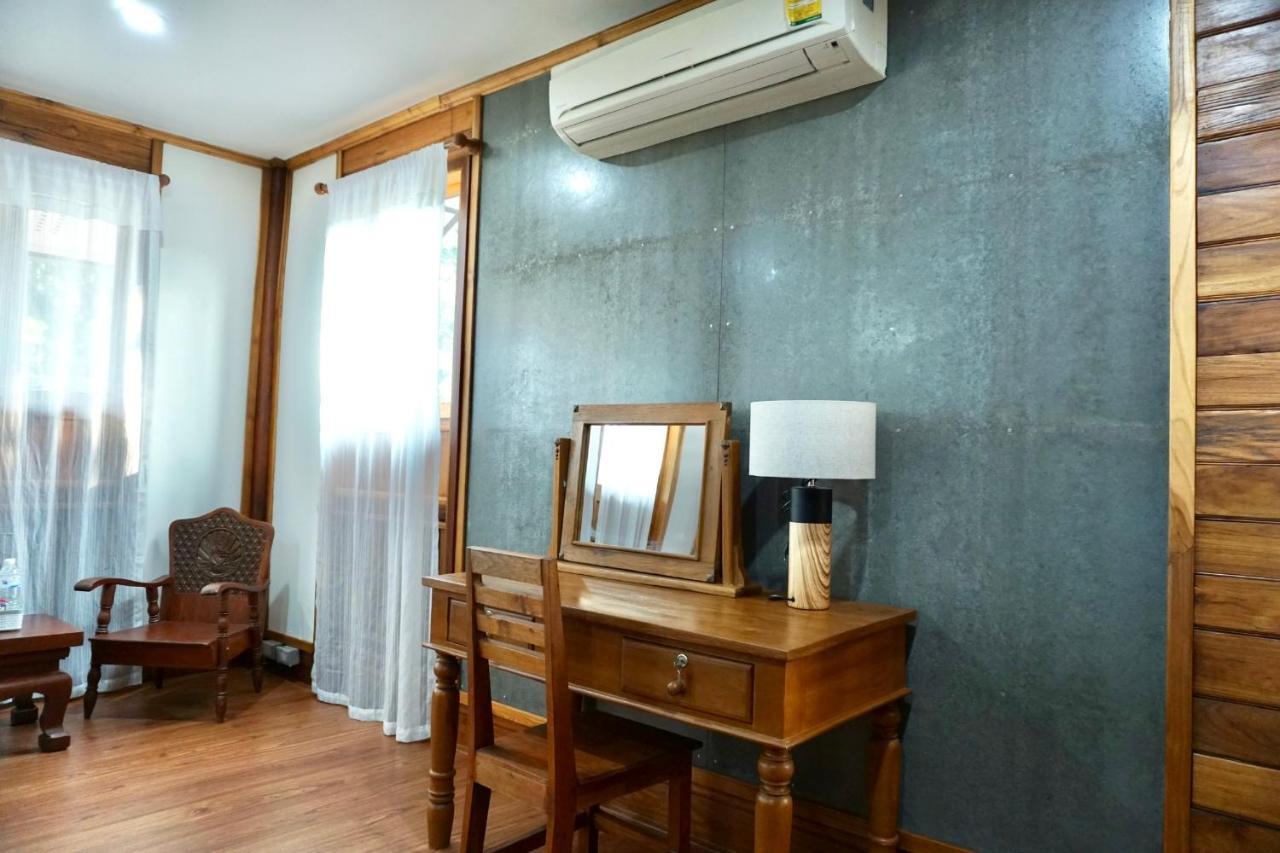 Tha Ma-O Bouteak Homestay - Self Check-In Lampang Ngoại thất bức ảnh